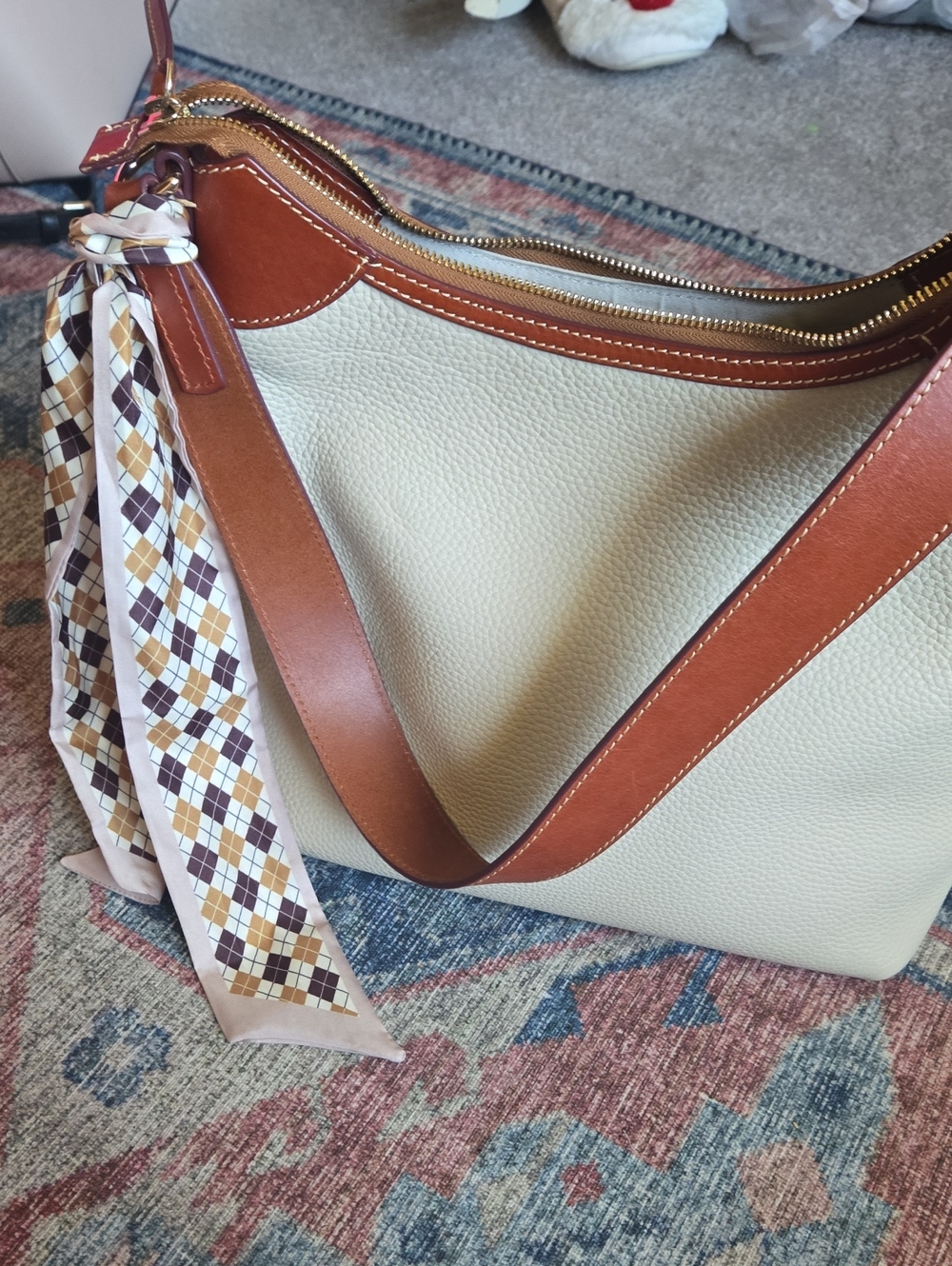 Dooney & Bourke Cream Pebble Leather Shoulder Bag with Brown Trim - Picture 4 of 7